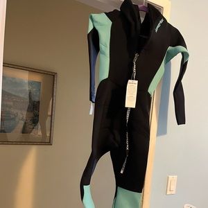 Hyper flex surfing wetsuit